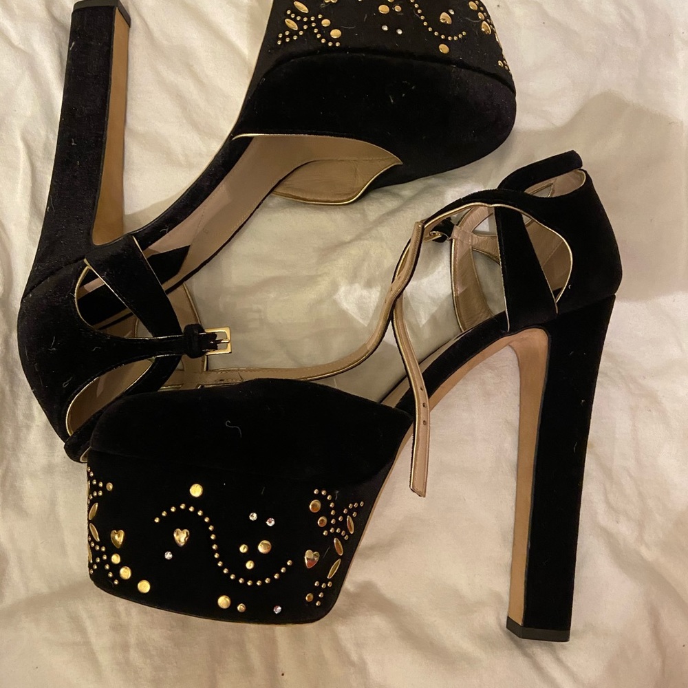 Elie Saab platform